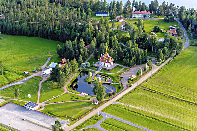 anlggningar, byggnader, Chulalongkorn, Chulalongkorns, drnarbilder, drnarfoto, flygbild, flygbilder, Flygfoto, flygfoton, Jmtland, jmtlandsbilder, Kung Chulalongkorn, paviljong, paviljongen, sevrdhet, Sevrdheter, tempel, Thailndska, Thaipaviljongen, Utanede