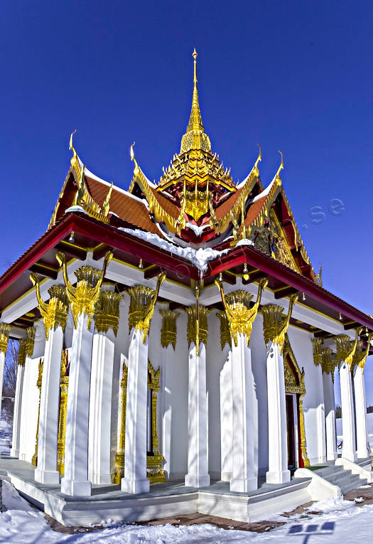 anlggningar, byggnader, Chulalongkorn, Chulalongkorns, frgylld, Jmtland, jmtlandsbilder, Kung Chulalongkorn, paviljong, paviljongen, sevrdhet, Sevrdheter, tempel, Thailndska, Thaipaviljongen, Utanede, vinter