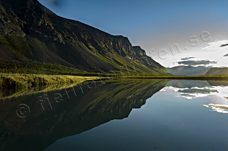 Tjahkelij Rapadalen fjäll, fjällsida, Landskap, lappland, nationalpark, Rapadalen, sarek, sommar, sommarnatt, Tjahkelij