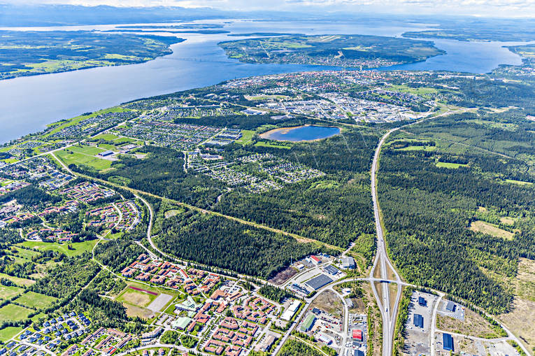 drönarbilder, drönarfoto, flygbild, flygbilder, Flygfoto, flygfoton, Jämtland, Lillsjön, städer, Torvalla, Östersund