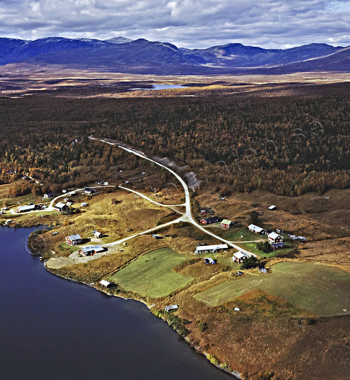 Tossåsen och Lunndörrsfjällen drönarbilder, drönarfoto, flygbild, flygbilder, Flygfoto, flygfoton, Härjedalen, höst, höstfärger, Landskap, Lunndörrsfjällen, Tossåsen