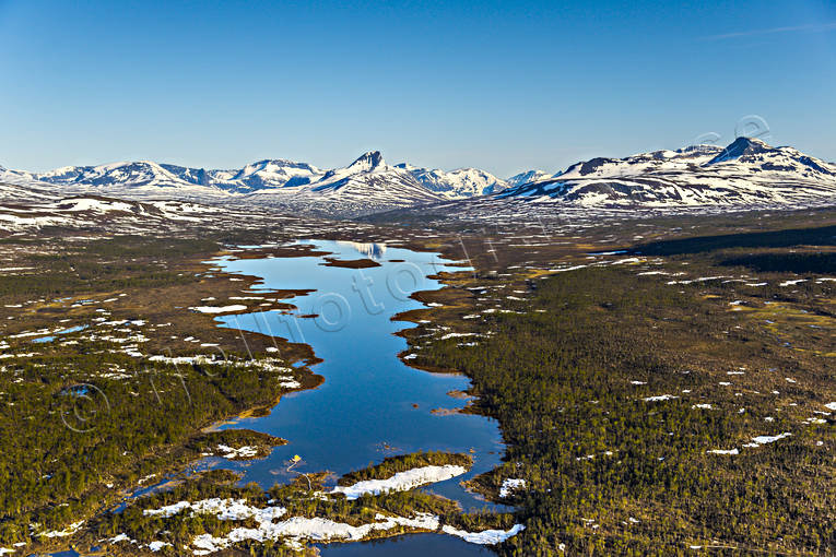 drnarbilder, drnarfoto, fjllbilder, FJLLEN, flygbild, flygbilder, Flygfoto, flygfoton, Golddajavri, grns, Koltajaure, landsgrns, Landskap, lappland, nationsgrns, Nordkalotten, sommar, Treriksrset