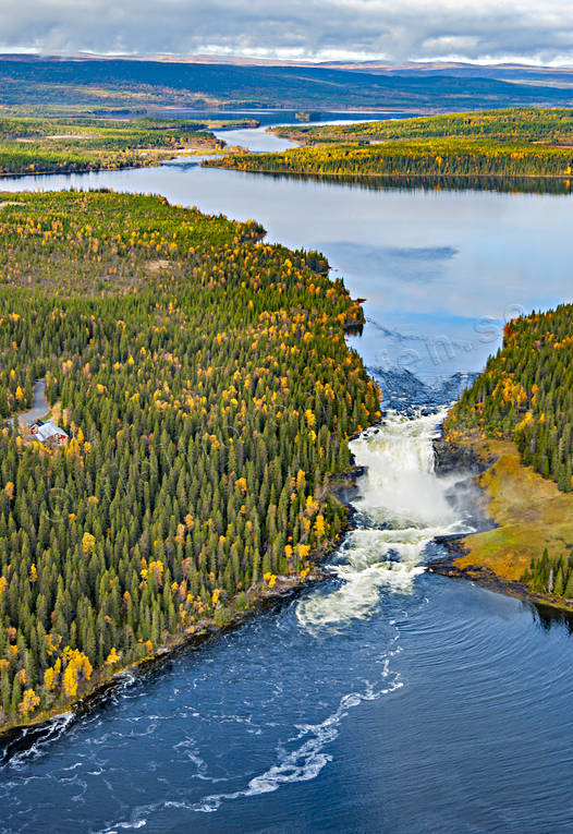 Tännforsen Flygfoto drönarbilder, drönarfoto, fall, flygbild, flygbilder, Flygfoto, flygfoton, fors, Indalsälven, Jämtland, Landskap, sevärdhet, Sevärdheter, turism, turistmål, Tännforsen, Tännsjön, vatten, vattenfall, Åreälven