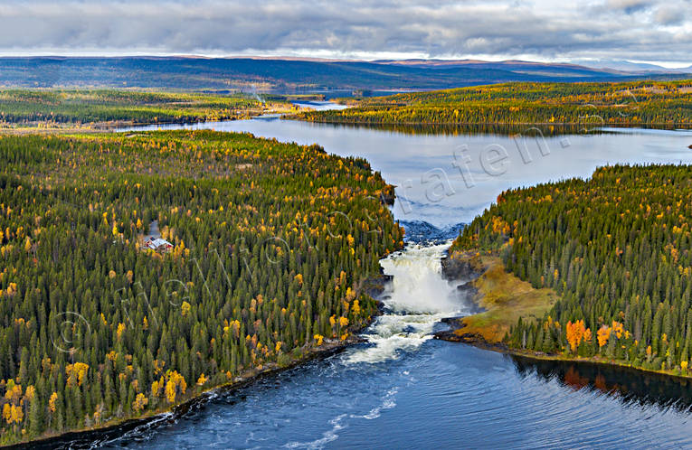 Tännforsen Flygfoto drönarbilder, drönarfoto, fall, flygbild, flygbilder, Flygfoto, flygfoton, fors, Indalsälven, Jämtland, Landskap, sevärdhet, Sevärdheter, turism, turistmål, Tännforsen, Tännsjön, vatten, vattenfall, Åreälven