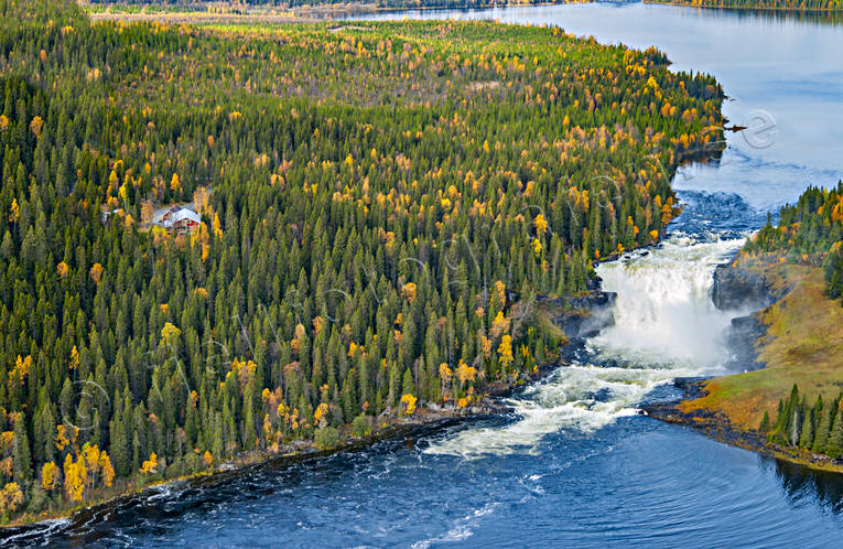 Tännforsen Flygfoto drönarbilder, drönarfoto, fall, flygbild, flygbilder, Flygfoto, flygfoton, fors, Indalsälven, Jämtland, Landskap, sevärdhet, Sevärdheter, turism, turistmål, Tännforsen, vatten, vattenfall, Åreälven
