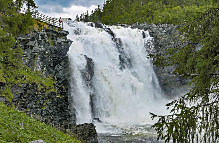 Tännforsen vattenfall fall, fors, Indalsälven, Jämtland, Landskap, sevärdhet, Sevärdheter, turism, turistmål, Tännforsen, vatten, vattenfall, Åreälven