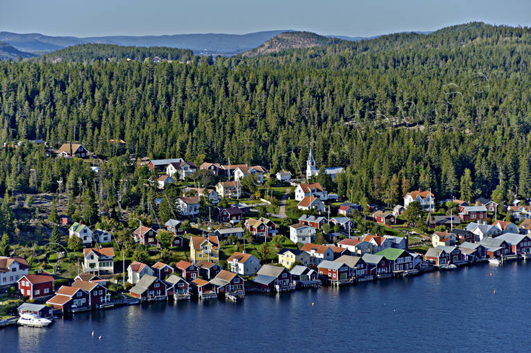 Ulvö hamn, Norra Ulvön drönarbilder, drönarfoto, flygbild, flygbilder, Flygfoto, flygfoton, Landskap, norra, samhällen, sommar, Ulvö kyrka, Ulvöarna, Ulvön, Ångermanland