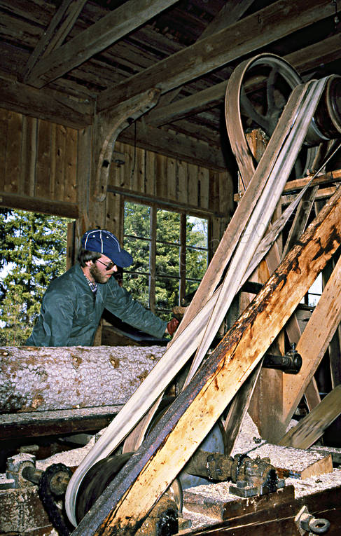 Vattendriven såg arbete, gammal, gammalt, skog, skogsbruk, såg, sågverk, timmer, vattendriven, vattendrivet, vattenkraft, Vålbacken