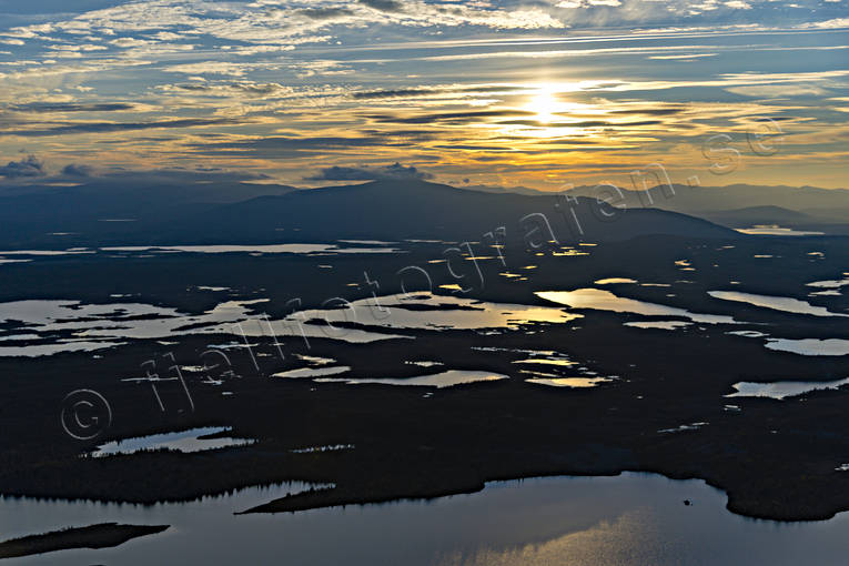 Vattenland Anarisfjällen Anarisfjällen, drönarbilder, drönarfoto, flygbild, flygbilder, Flygfoto, flygfoton, höst, Jämtland, sjöar, Stor-Acksjön, Stor-Slitingarna, tusen sjöars land