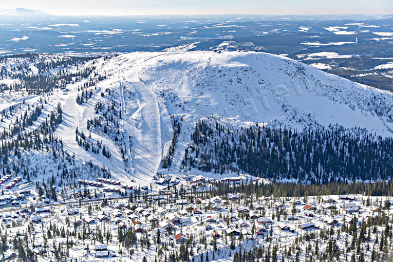 Vemdalsskalet Flygfoto anläggningar, drönarbilder, drönarfoto, flygbild, flygbilder, Flygfoto, flygfoton, Hovde, Härjedalen, skidanläggning, skidbackar, skidort, Vemdalsskalet, vinter