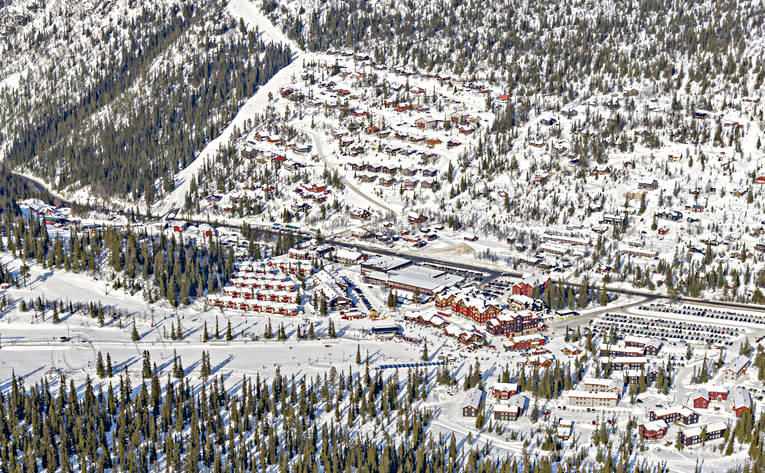 Vemdalsskalet Flygfoto anläggningar, drönarbilder, drönarfoto, flygbild, flygbilder, Flygfoto, flygfoton, Härjedalen, skidanläggning, skidbackar, skidort, Vemdalsskalet, vinter
