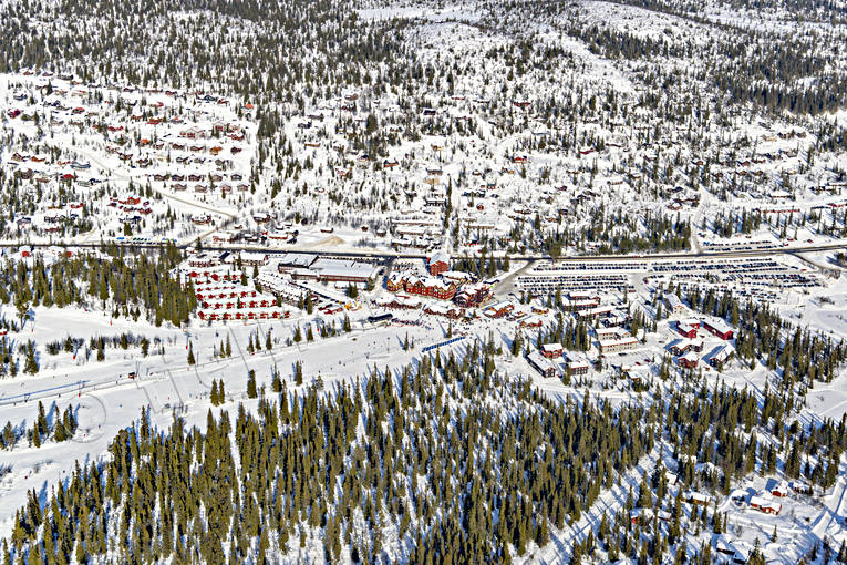 Vemdalsskalet Flygfoto anläggningar, drönarbilder, drönarfoto, flygbild, flygbilder, Flygfoto, flygfoton, Härjedalen, skidanläggning, skidbackar, skidort, Vemdalsskalet, vinter