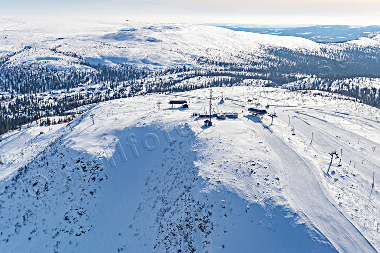 Vemdalsskalet Flygfoto anläggningar, drönarbilder, flygbilder, Flygfoto, Hovde, Härjedalen, skidanläggning, skidbackar, skidort, Vemdalsskalet, vinter