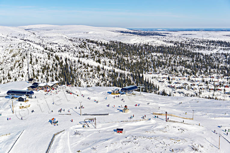 Vemdalsskalet Flygfoto anläggningar, drönarbilder, drönarfoto, flygbild, flygbilder, Flygfoto, flygfoton, Härjedalen, Ripfjället, skidanläggning, skidbackar, skidort, Vemdalsskalet, vinter
