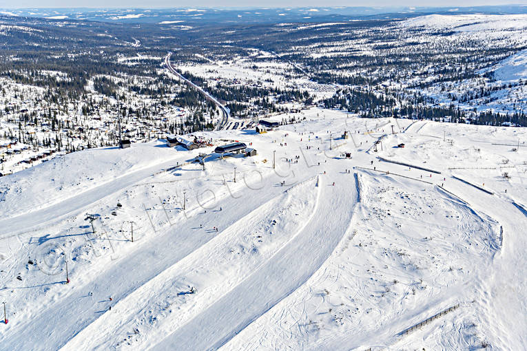 Vemdalsskalet Flygfoto anläggningar, drönarbilder, drönarfoto, flygbild, flygbilder, Flygfoto, flygfoton, Hovde, Härjedalen, skidanläggning, skidbackar, skidort, Vemdalsskalet, vinter