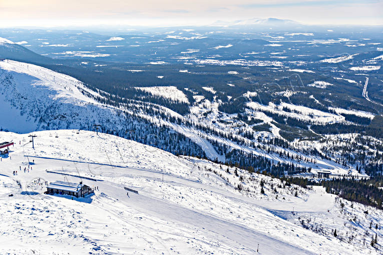 Vemdalsskalet Flygfoto anläggningar, drönarbilder, drönarfoto, flygbild, flygbilder, Flygfoto, flygfoton, Hovde, Härjedalen, skidanläggning, skidbackar, skidort, Vemdalsskalet, vinter