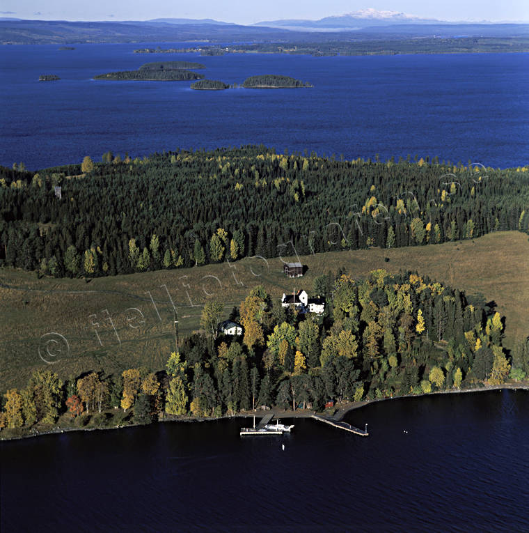 byggnader, bthamn, drnarbilder, drnarfoto, flygbild, flygbilder, Flygfoto, flygfoton, hamn, Jmtland, Oviksfjllen, slott, Storsjn, Verk, Verk slott, Verkn
