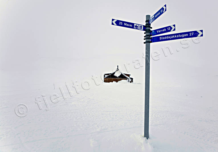 fjllen, fjllvidder, friluftsliv, kalfjll, natur, skylt, skyltar, sn, turkning, vandringsled, vinter, vinterled, vinterventyr, vgvisare, ventyr