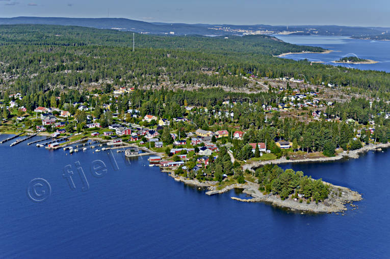 Villor med sjötomt Juniskär drönarbilder, drönarfoto, flygbild, flygbilder, Flygfoto, flygfoton, Juniskär, Landskap, Medelpad, samhällen, sommar