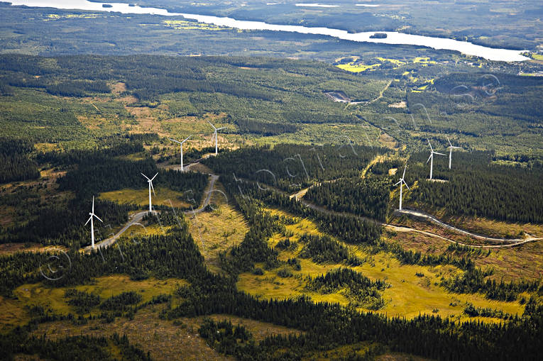Almsa, arbete, drnarbilder, drnarfoto, elenergi, elkraft, elproduktion, energi, energiproduktion, flygbild, flygbilder, Flygfoto, flygfoton, Jmtland, kraftproduktion, kraftverk, Landskap, milj, miljpverkan, Nldsjn, Offerdal, Rshn, vindkraft, vindkraftverk, vindmlla, vindsnurra, vindsnurror, nge