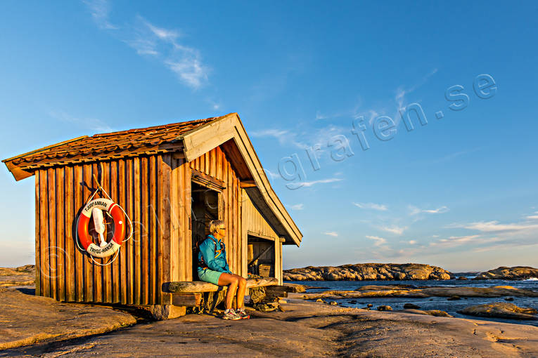 bohusklippor, Bohuslän, byggnad, friluftsliv, hav, hus, kust, Landskap, natur, skärgård, sommar, Tjurpannan, utsikt, utsiktsplats, vindskydd