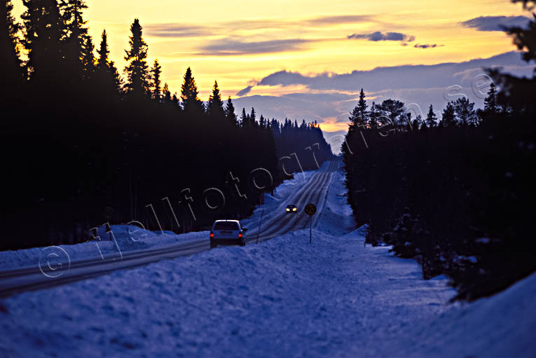 glesbygd, Inlandsvgen, Jmtland, kommunikation, kommunikationer, kvll, landfart, mte, vinter, vintervg, vg, rstid, rstider