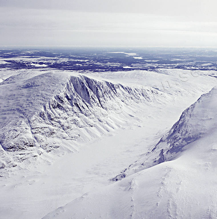 dal, dalgng, drnarbilder, drnarfoto, fjll, flygbild, flygbilder, Flygfoto, flygfoton, Jmtland, Landskap, Ljungdalen, Stordrren, vinter, vinterlandskap