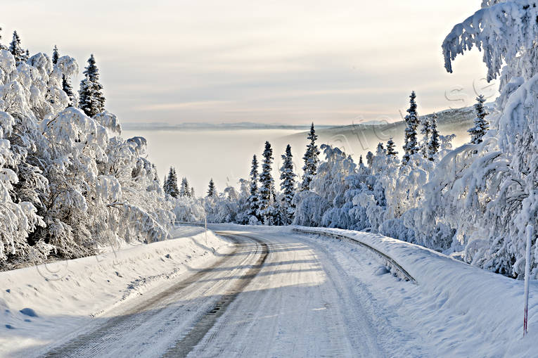 fjäll, Jämtland, kommunikationer, kurva, landfart, Landskap, natur, snö, vinter, vinterväg, översnöad