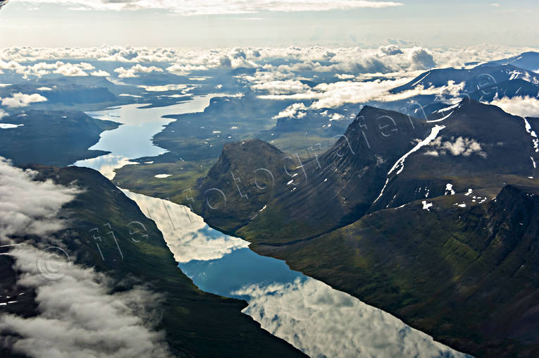 Vy mot Kaska Kaitumjaure drönarbilder, drönarfoto, flygbild, flygbilder, Flygfoto, flygfoton, Kaska Kaitumjaure, Landskap, lappland, sommar