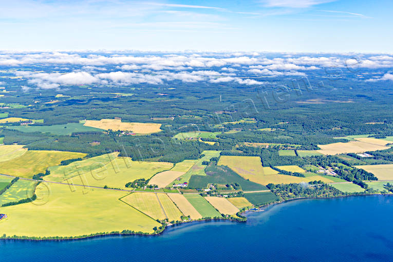Vätterns strand Flygfoto drönarbilder, drönarfoto, flygbild, flygbilder, Flygfoto, flygfoton, Landskap, Munkeberg, odlingsmark, sommar, strand, Västergötland, vättern, Vätterns