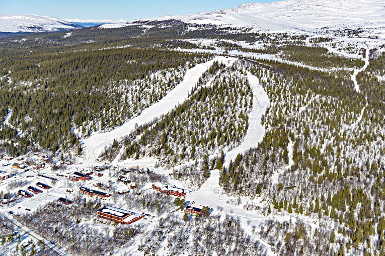 Vålådalen Skidanläggning anläggningar, drönarbilder, drönarfoto, flygbild, flygbilder, Flygfoto, flygfoton, Jämtland, nedfarter, pister, skidanläggning, skidbackar, skidort, vinter, Vålådalen