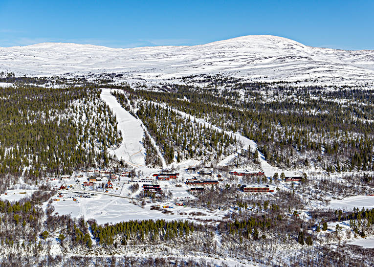 Vålådalen Skidanläggning anläggningar, drönarbilder, drönarfoto, flygbild, flygbilder, Flygfoto, flygfoton, Jämtland, nedfarter, ottfjället, pister, skidanläggning, skidbackar, skidort, vinter, Vålådalen