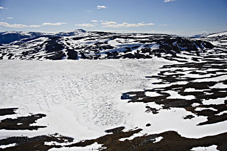 Våris på Dörrsjön drönarbilder, drönarfoto, Dörrsjön, fjällen, flygbild, flygbilder, Flygfoto, flygfoton, islossning, Jämtland, Landskap, Lunndörrsfjällen, snösmältning, vår, våris