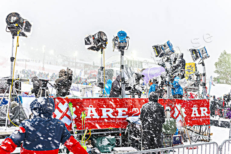 World Cup Åre blåsigt, Jämtland, kallt, människor, skidtävling, snö, snöflingor, snöstorm, sport, utförsåkning, vinter, World Cup Åre