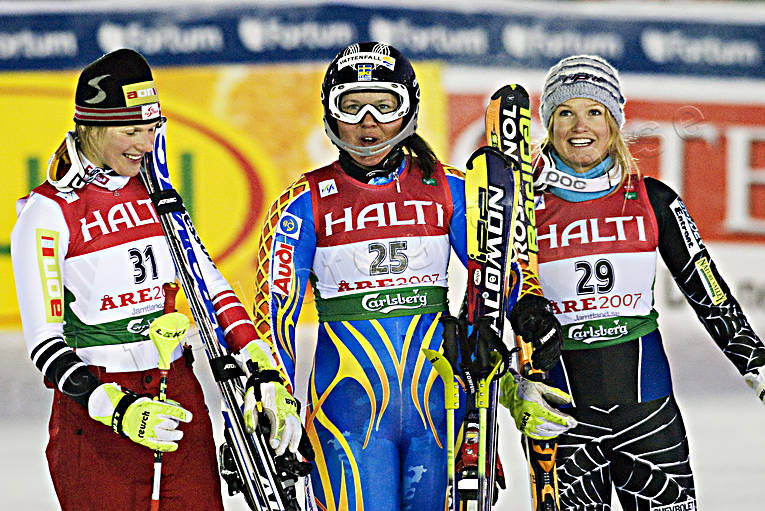 World Ski Championships Åre Anja Pärson alpina vm, anja pärson, bana, glad, marlies schield, resi stiegler, skidor, skidtävling, skidåkare, skidåkning, slalom, sport, tävling, utförsåkning, vinter, Åre