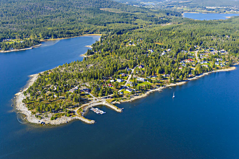 Ytterskatan Södra Sundet Härnösand drönarbilder, drönarfoto, flygbild, flygbilder, Flygfoto, flygfoton, fritidsstugor, Fällöviken, Landskap, småbåtshamn, sommar, sommarstugor, stugor, Södra Sundet, Ytterskatan, Ångermanland