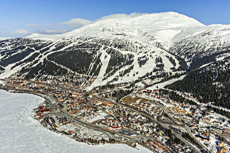 drnarbilder, drnarfoto, flygbild, flygbilder, Flygfoto, flygfoton, Jmtland, nedfarter, samhllen, skidbackar, vinter, re, reskutan