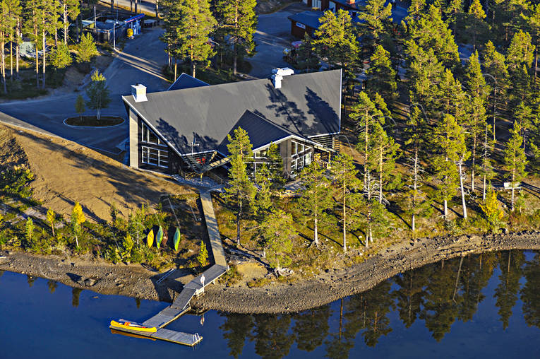 anlggningar, drnarbilder, drnarfoto, fjllby, flygbild, flygbilder, Flygfoto, flygfoton, huvudbyggnad, hst, Landskap, lappland, stugby, rrenjarka