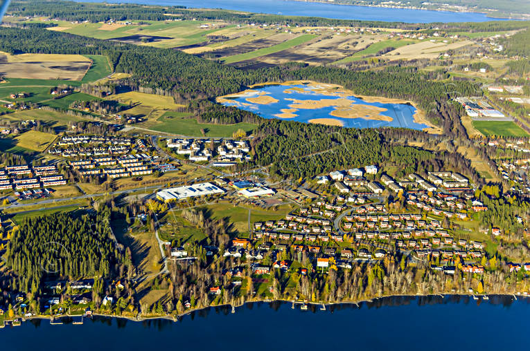 Änge Frösön Flygfoto drönarbilder, drönarfoto, flygbild, flygbilder, Flygfoto, flygfoton, Frösön, höst, Jämtland, städer, Ändsjön, änge, Östersund