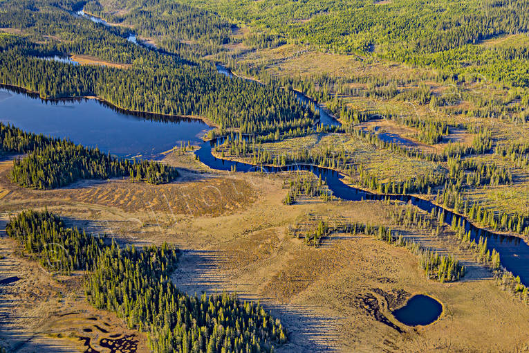 Åkerån och Själdret drönarbild, drönarbilder, drönarfoto, flygbild, flygbilder, Flygfoto, flygfoton, Jämtland, Landskap, myrmark, natur, Själdret, vår, Åkerån