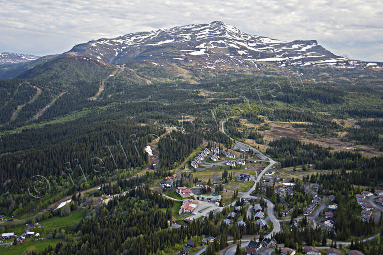 Åre Björnen Stugby anläggningar, drönarbilder, drönarfoto, flygbild, flygbilder, Flygfoto, flygfoton, Jämtland, Landskap, samhällen, sommar, Åre, Åreskutan