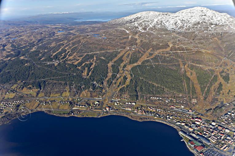 Åre Jämtland Sweden drönarbilder, drönarfoto, flygbild, flygbilder, Flygfoto, flygfoton, höst, Jämtland, Landskap, nedfarter, samhällen, skidbackar, Åre, Åreskutan