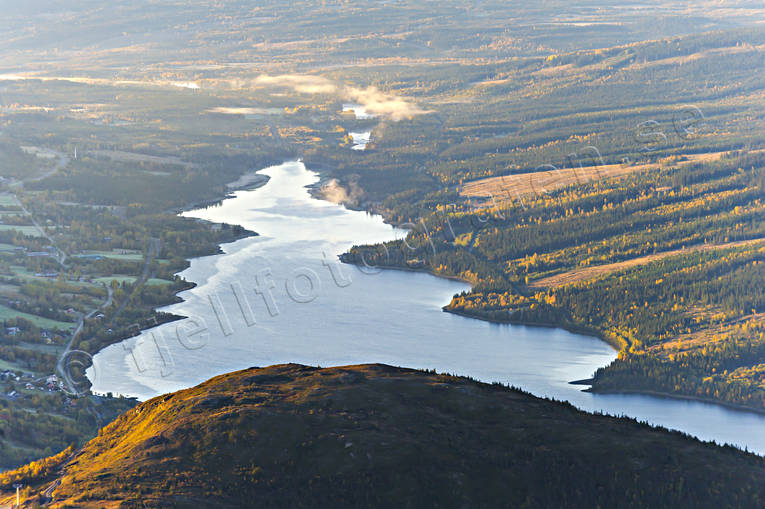 Åresjön i morgonljus fjällsjö, höst, Jämtland, Landskap, sjö, Totthummeln, utsikt, Åresjön