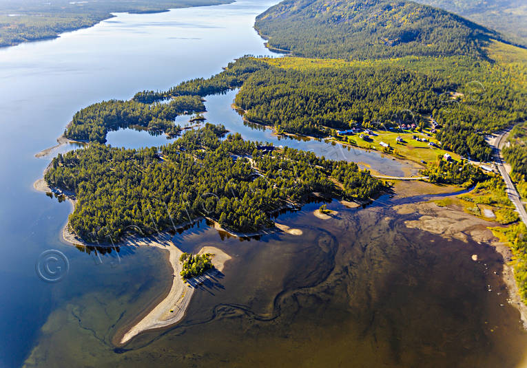 Årrenjarka Fjällby anläggningar, drönarbilder, drönarfoto, fjällby, flygbild, flygbilder, Flygfoto, flygfoton, höst, Landskap, lappland, Saggat, stugby, Årrenjarka