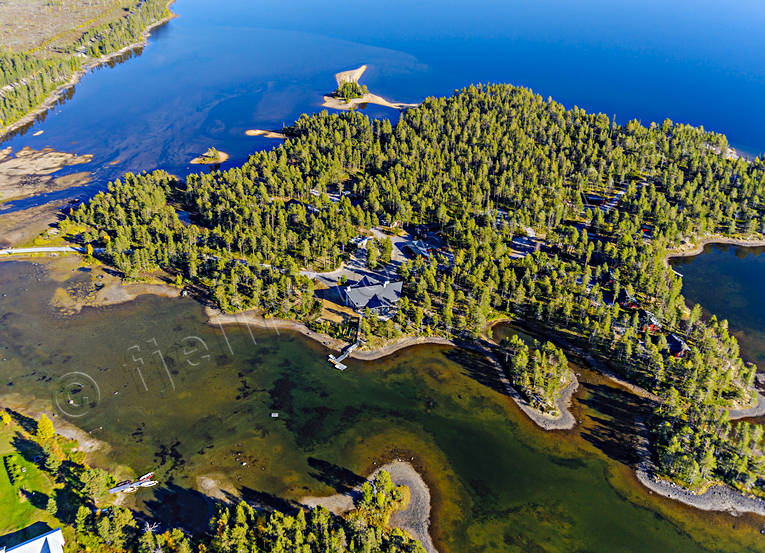 Årrenjarka Fjällby anläggningar, drönarbilder, drönarfoto, fjällby, flygbild, flygbilder, Flygfoto, flygfoton, höst, Landskap, lappland, Saggat, stugby, Årrenjarka