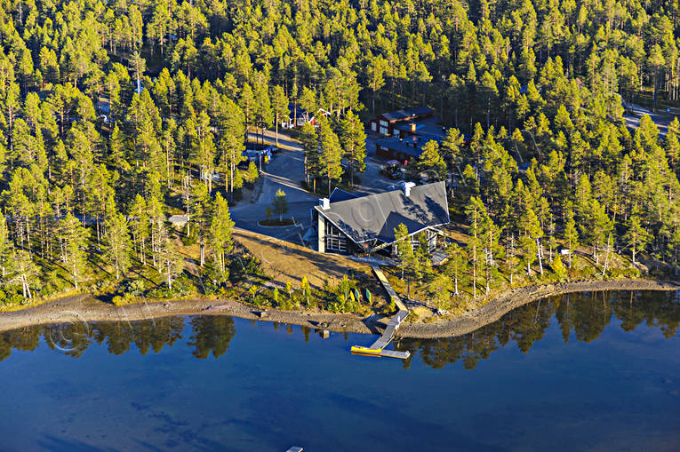 Årrenjarka Fjällby Huvudbyggnad anläggningar, drönarbilder, drönarfoto, fjällby, flygbild, flygbilder, Flygfoto, flygfoton, huvudbyggnad, höst, Landskap, lappland, stugby, Årrenjarka