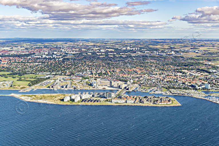 Ön Limhamn Malmö drönarbilder, fiskehamn, flygbilder, Flygfoto, Limhamn, Malmö, Skåne, sommar, städer, Ön