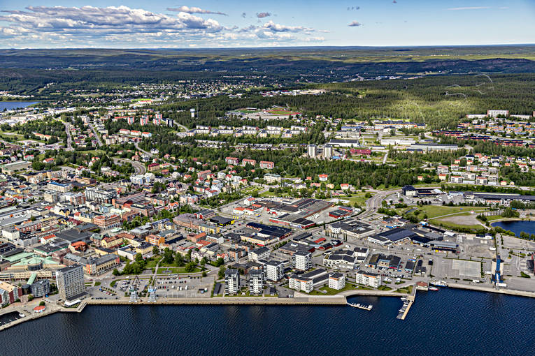 Örnsköldsvik Flygplats drönarbild, drönarbilder, drönarfoto, flygbild, flygbilder, Flygfoto, flygfoton, hamnen, samhällen, sommar, Ångermanland, Örnsköldsvik