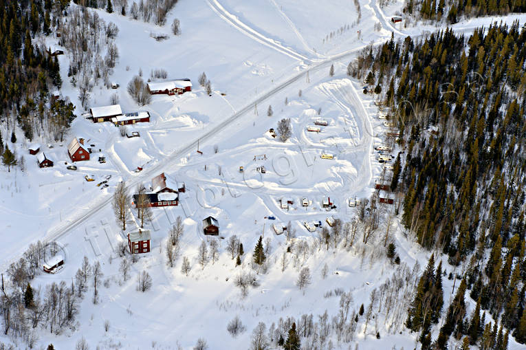 Östra Vålådalen drönarbilder, drönarfoto, flygbild, flygbilder, Flygfoto, flygfoton, gårdar, Jämtland, vinter, Östra Vålådalen