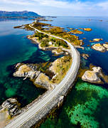 Atlanten, atlanterhavsvegen, atlanterhavsveien, atlanthavsvgen, Atlantkusten, drnarbild, drnarbilder, drnarfoto, flygbild, flygbilder, flygfoto, flygfoton, kommunikationer, kust, kustnra, landfart, Norge, sevrdheter, vr, vgar